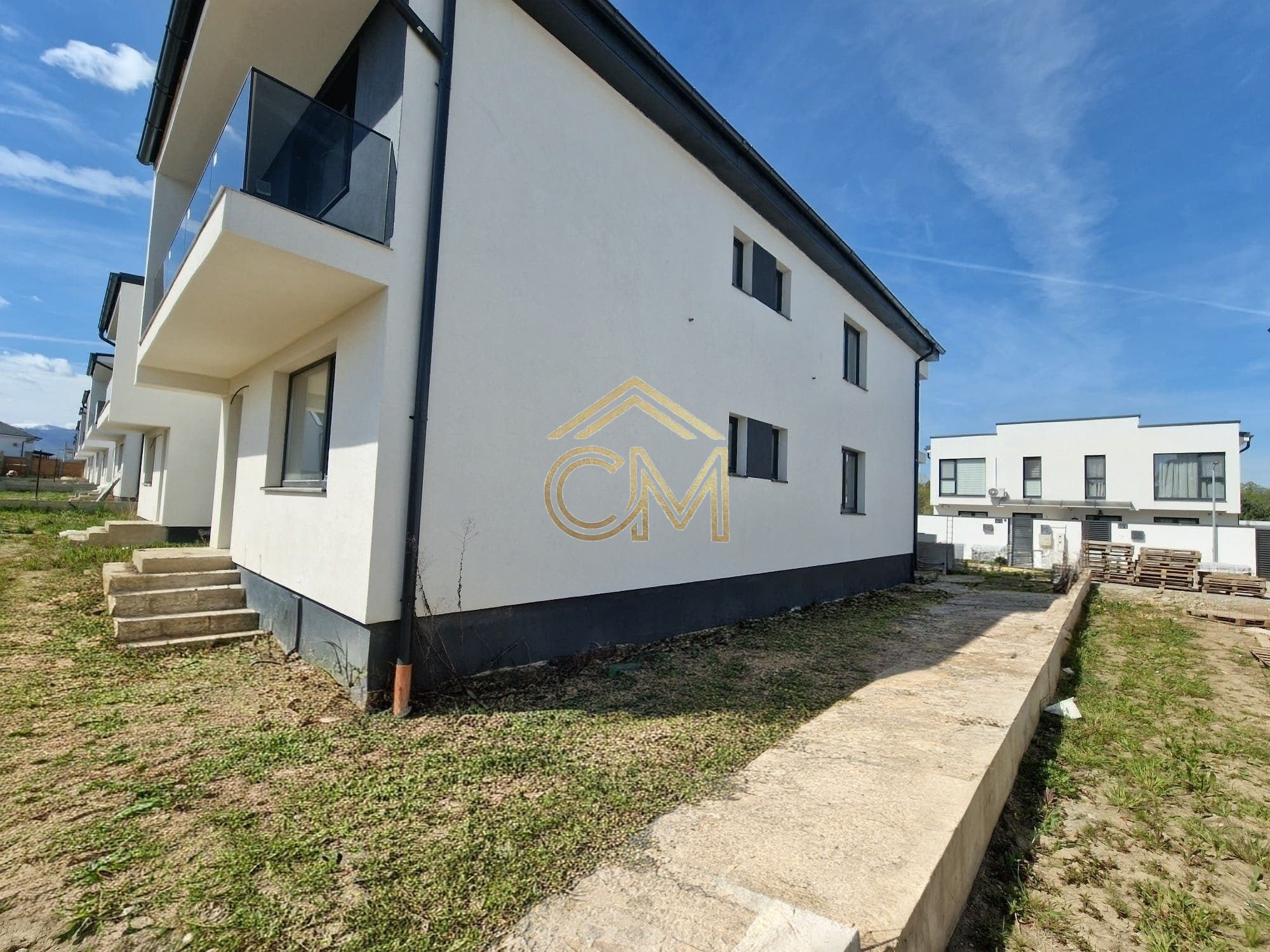 Quadruplex 4 Camere / 82MPU / Terasa / 170MP Curte — fotografia 2