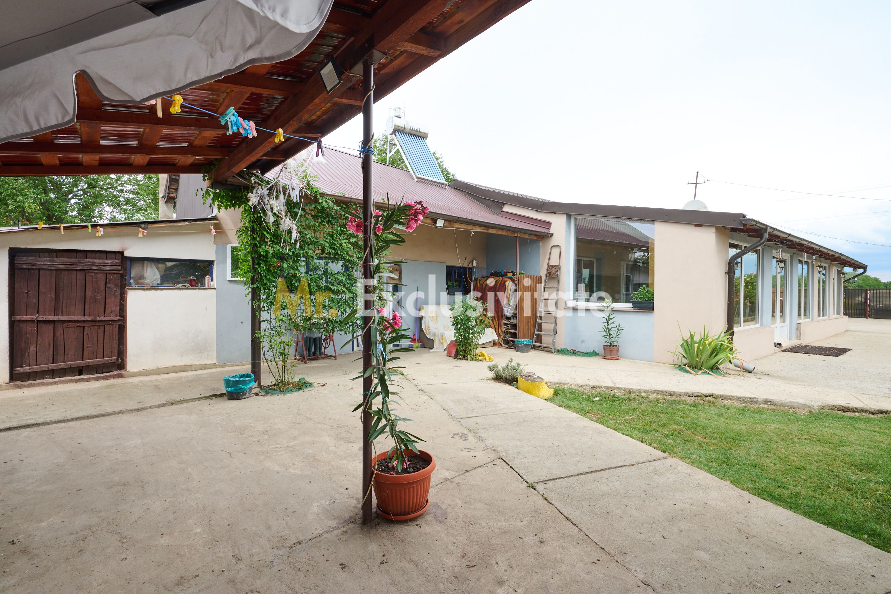 Casă cu teren generos – Vedea-Arges — fotografia 7