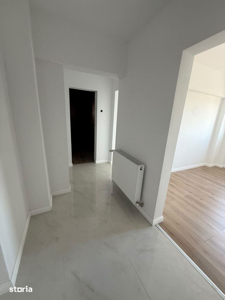 BRASADAS vinde ap 3 cam etaj 7/8 Micro 17 – Recent renovat. — fotografia 4