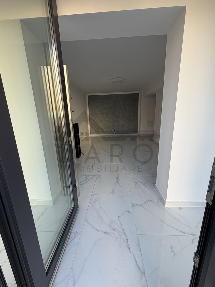 Spatiu comercial de inchiriat — fotografia 3