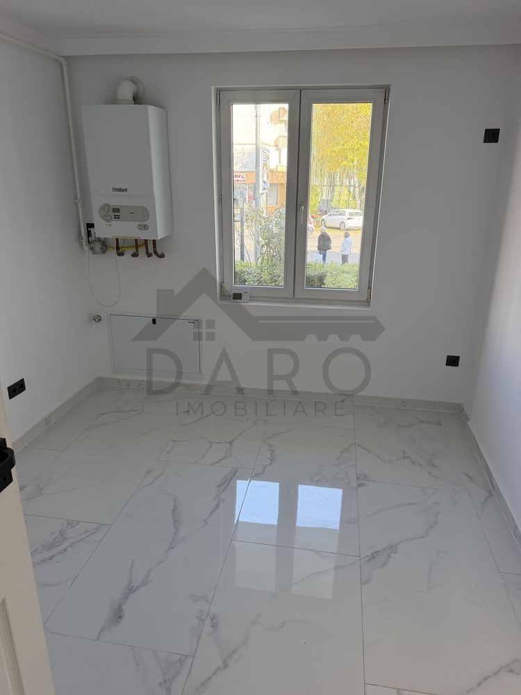 Spatiu comercial de inchiriat — fotografia 4