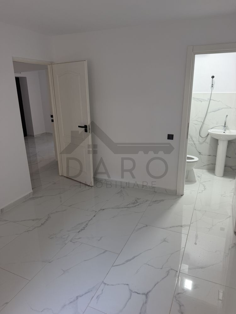 Spatiu comercial de inchiriat — fotografia 6