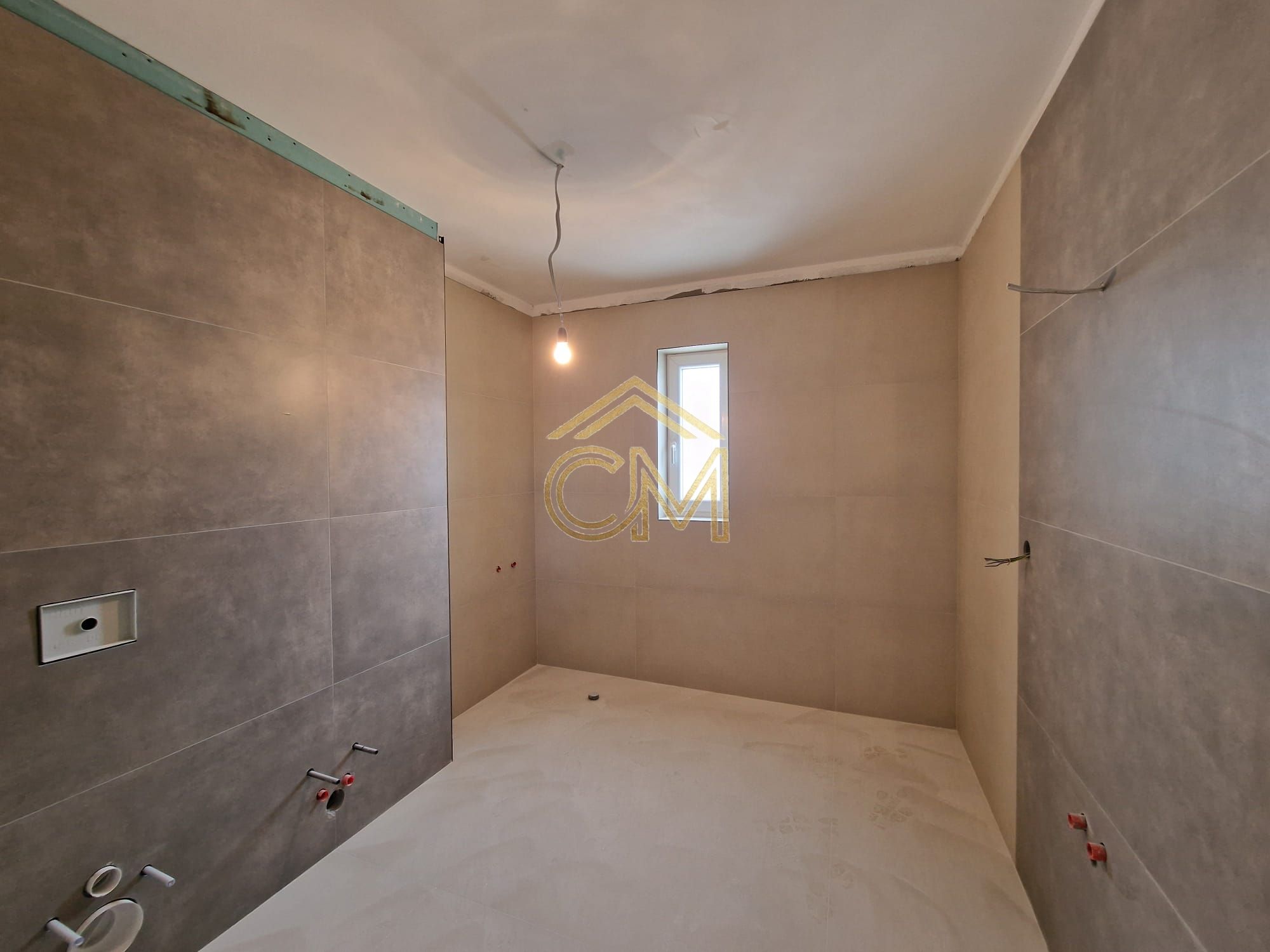 Casă 4 Camere - 110 MPU - 264 MP Teren - La Cheie — fotografia 8
