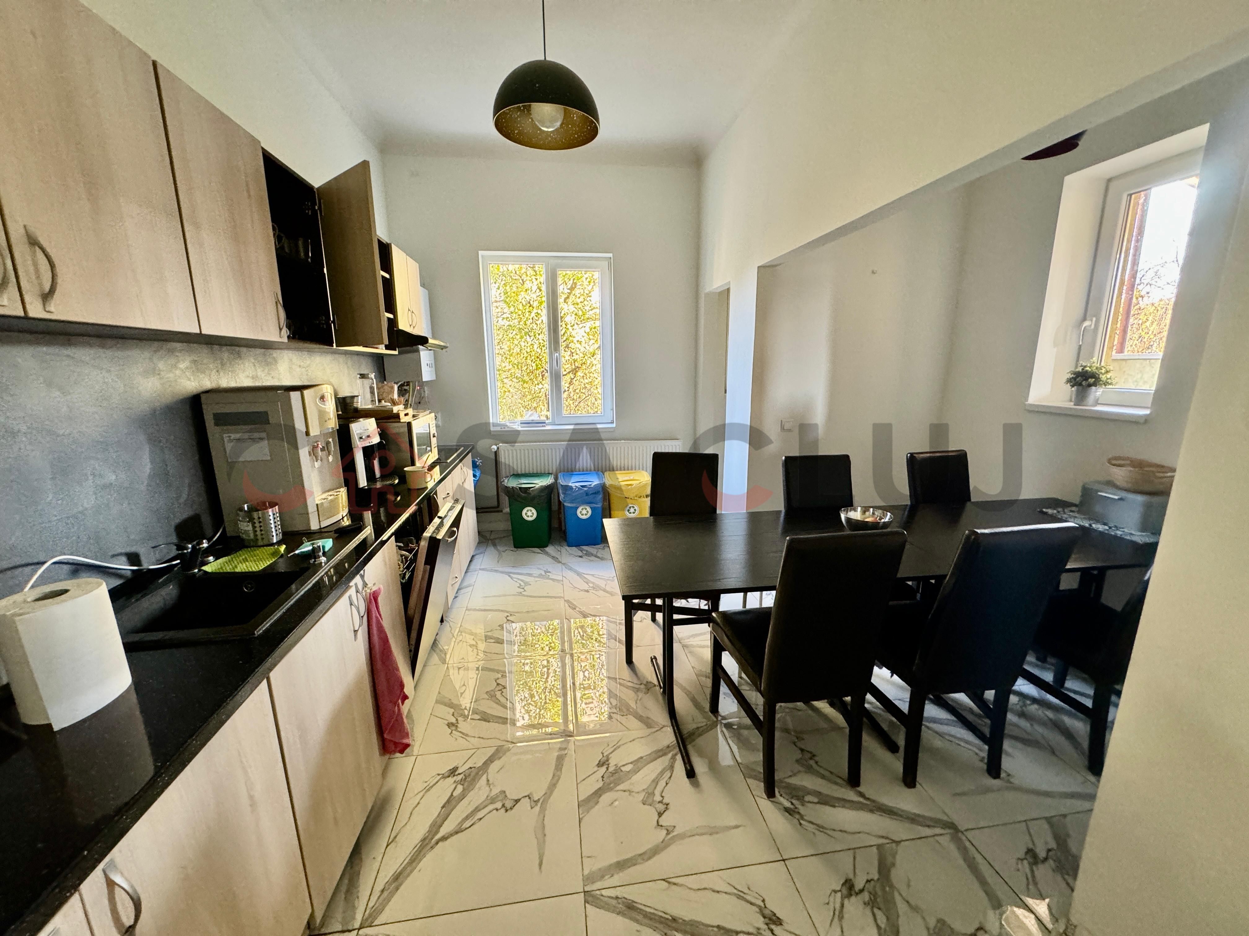Spațiu de birouri, zona pasapoartelor, Andrei Muresanu! — fotografia 3