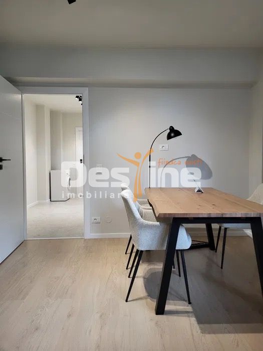 13 Septembrie | 2 camere | 52mp | parter | renovat | 130.000 euro — fotografia 2
