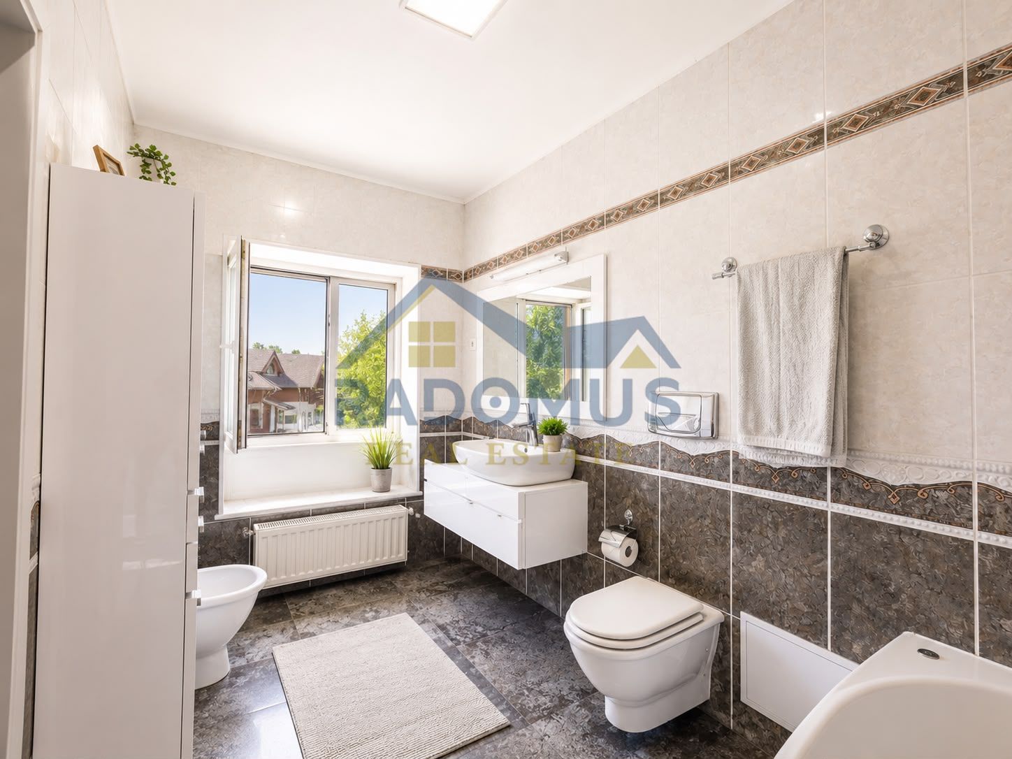 Proprietate Premium | 2 Case | Piscină | Teren 2.000 mp | Mobilată — fotografia 12