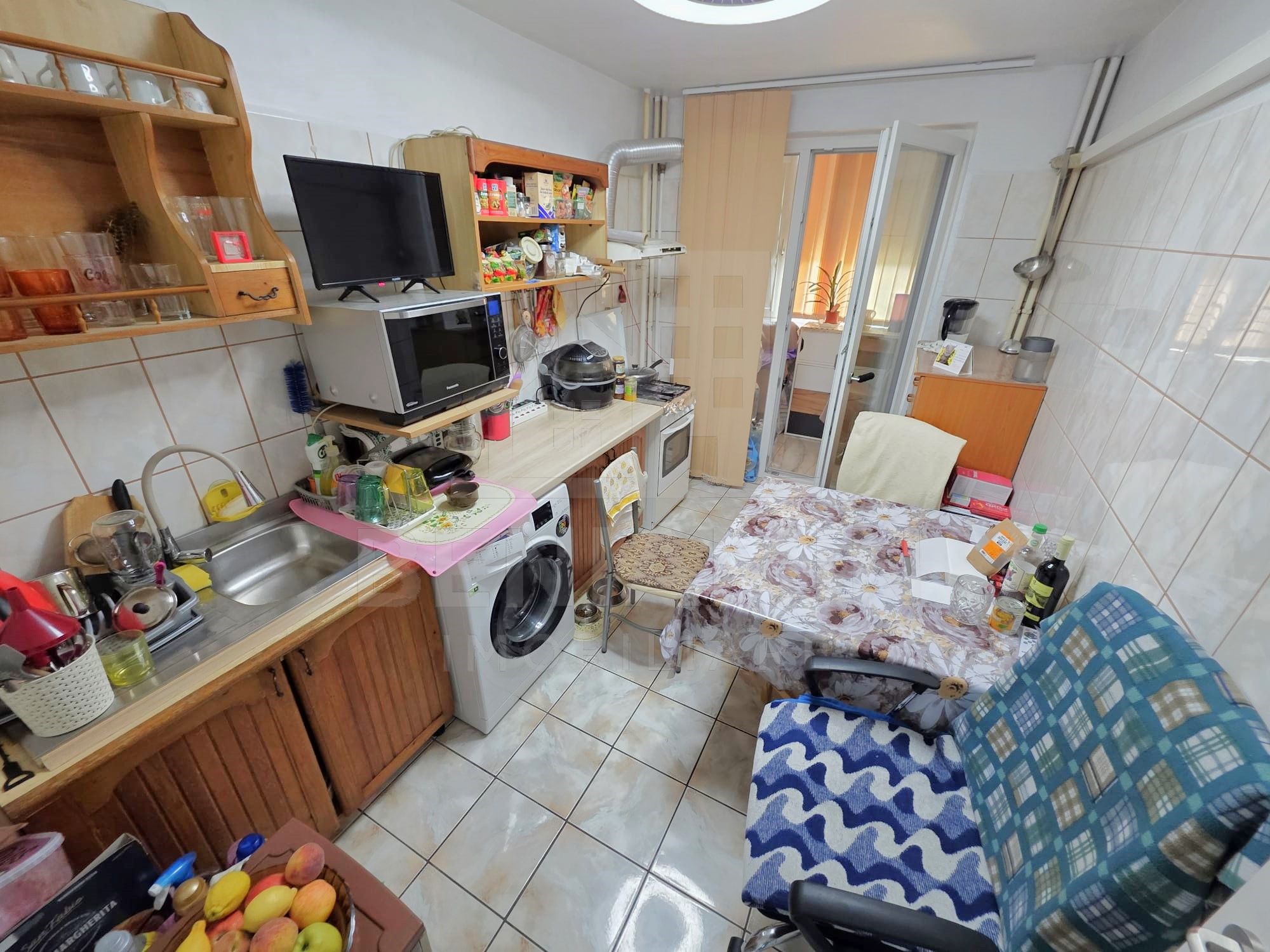 2 camere decomandat- etaj 2- 77mp- ultracentral - Ramada — fotografia 5