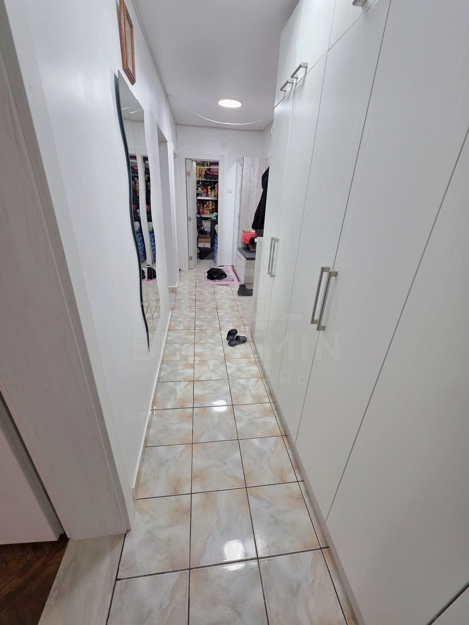 2 camere decomandat- etaj 2- 77mp- ultracentral - Ramada — fotografia 8
