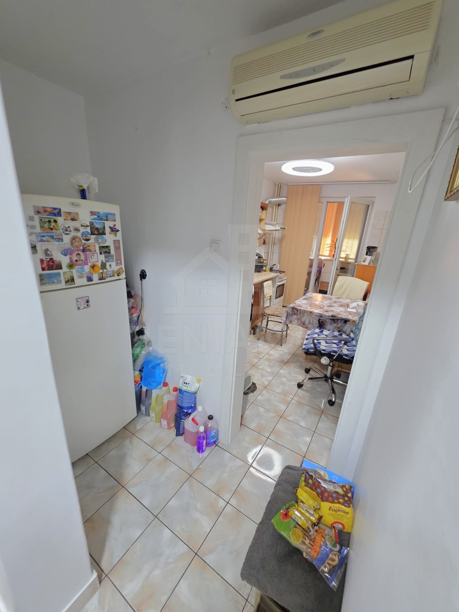 2 camere decomandat- etaj 2- 77mp- ultracentral - Ramada — fotografia 9
