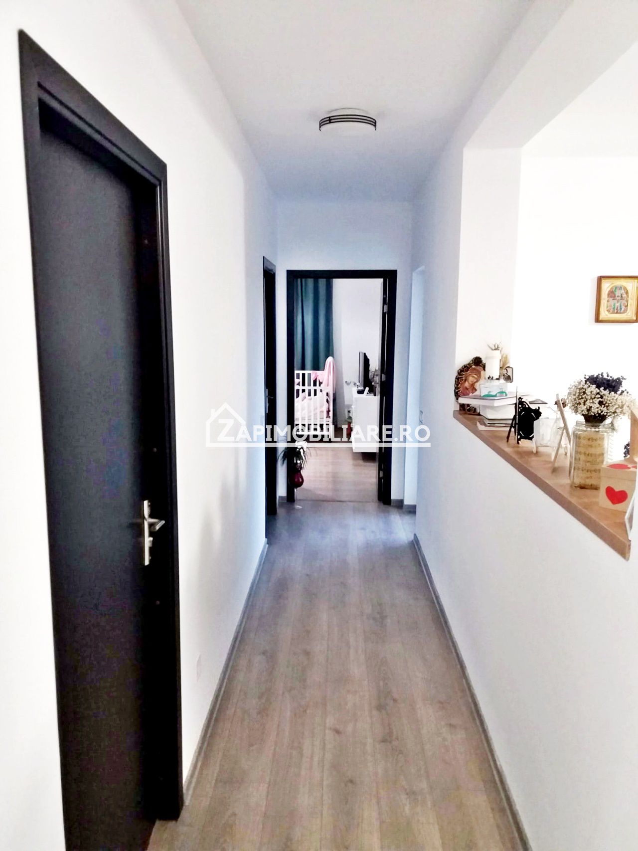 Casa 4 camere, 2 băi,141 mp,555 mp teren,cartier Răsăritului — fotografia 12