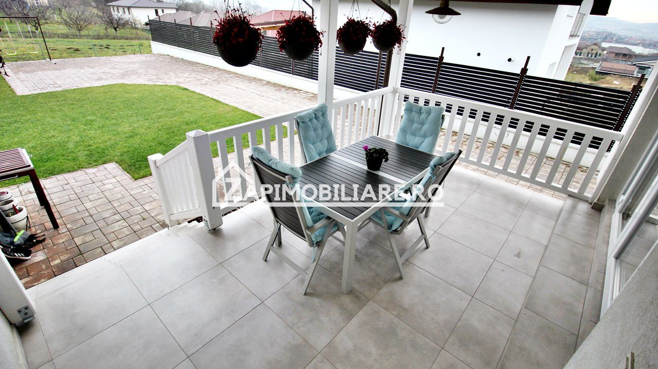 Casa 4 camere, 2 băi,141 mp,555 mp teren,cartier Răsăritului — fotografia 4