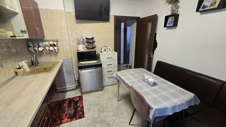 Vand apartament cu 2 camere pe Valea Oltului la 8 minute de metrou — fotografia 5