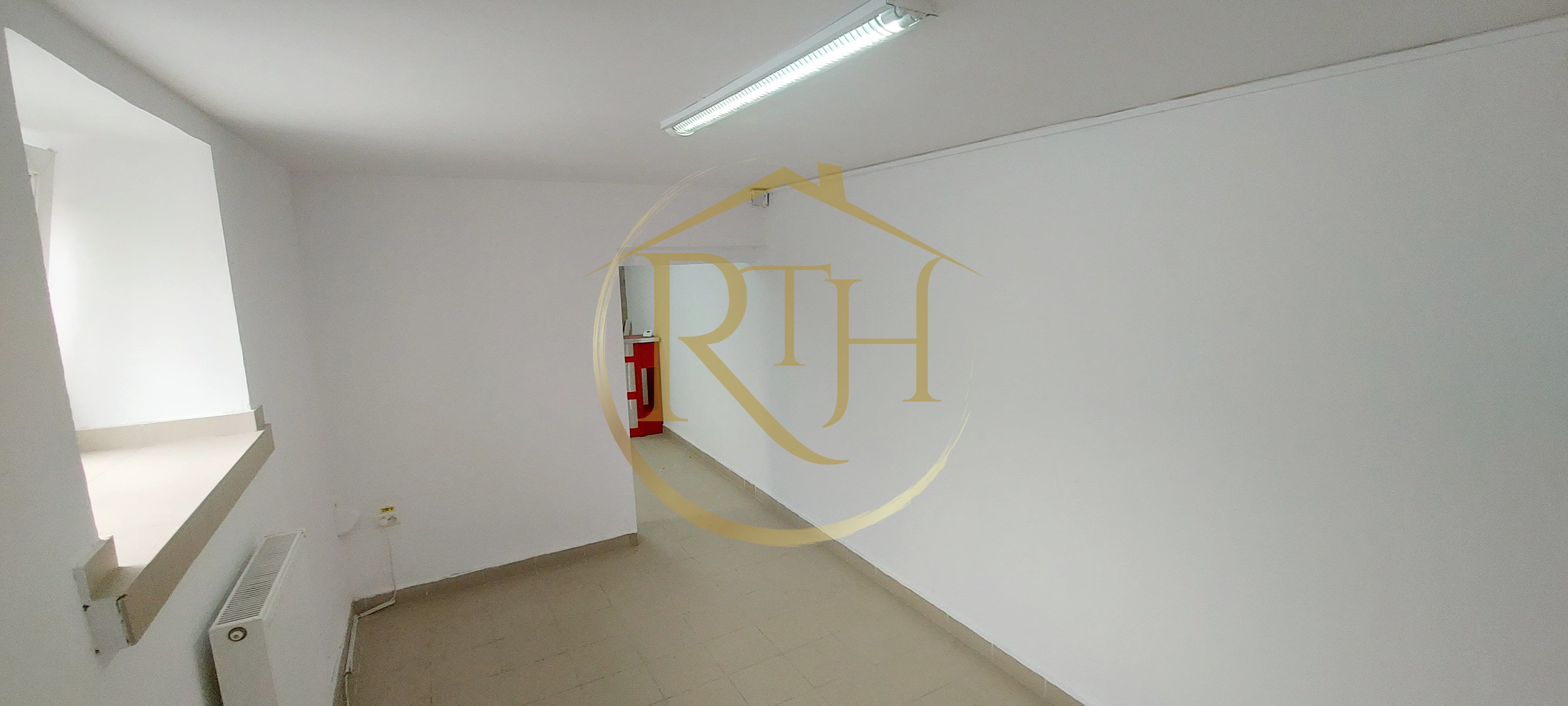 Se inchiriaza spatiu comercial situat in apropiere de Piata 700 si Piata Unirii — fotografia 10