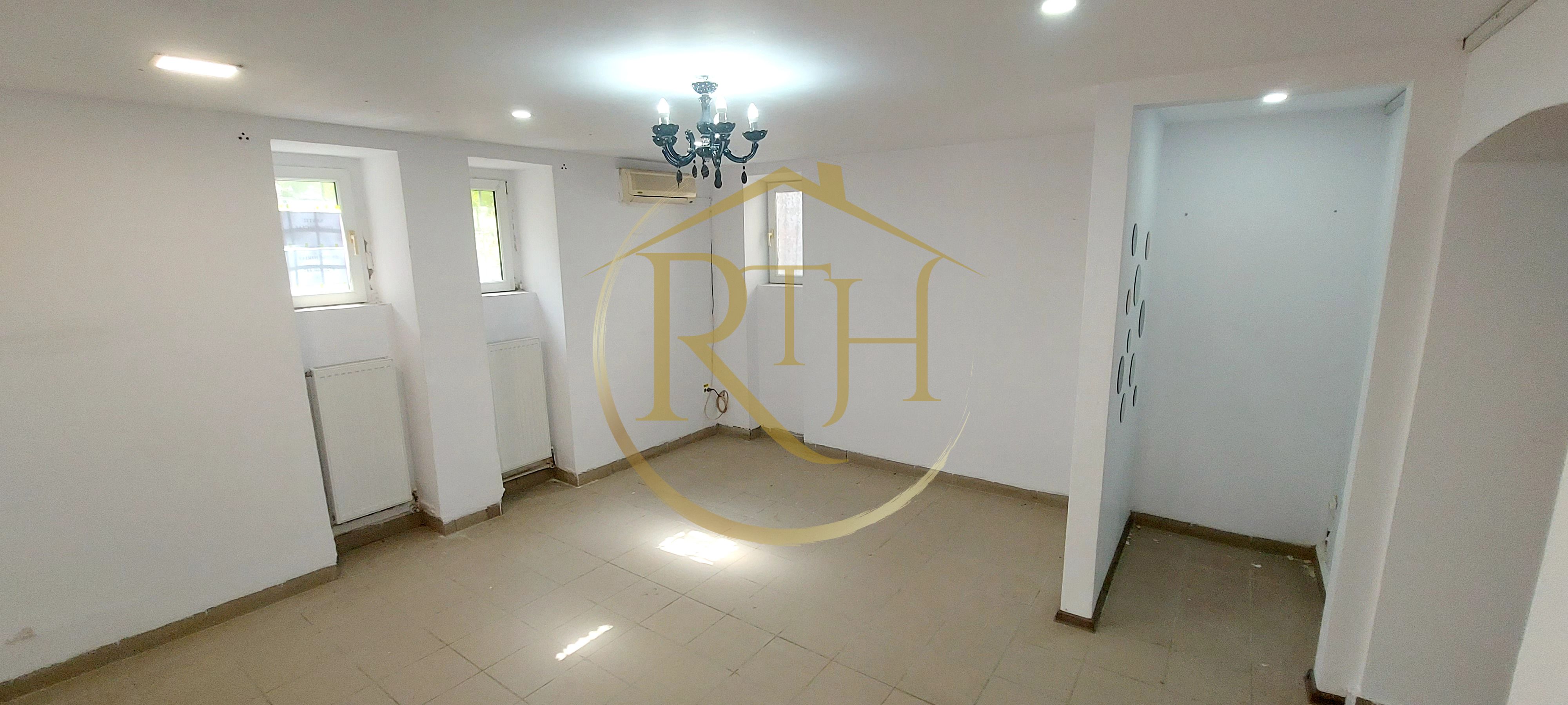 Se inchiriaza spatiu comercial situat in apropiere de Piata 700 si Piata Unirii — fotografia 3