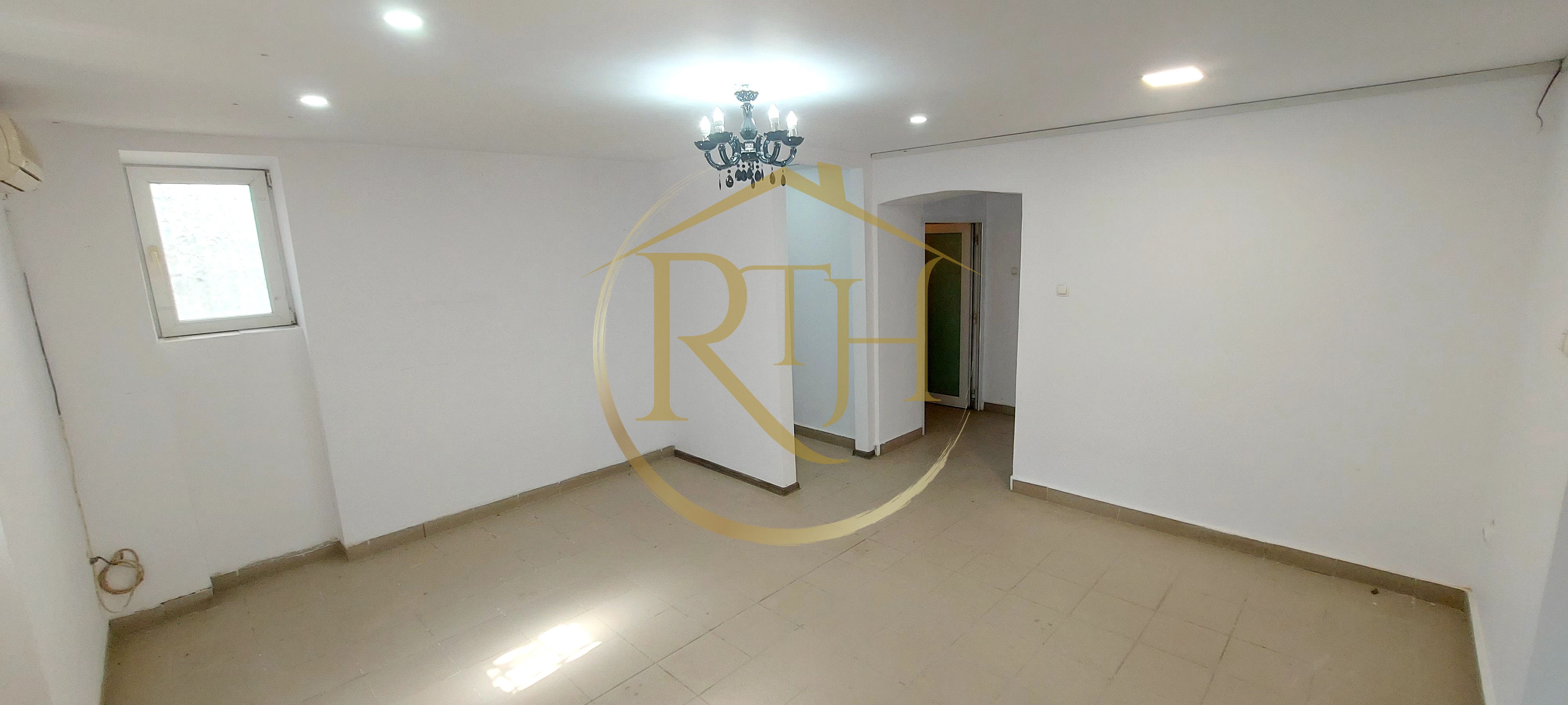 Se inchiriaza spatiu comercial situat in apropiere de Piata 700 si Piata Unirii — fotografia 5