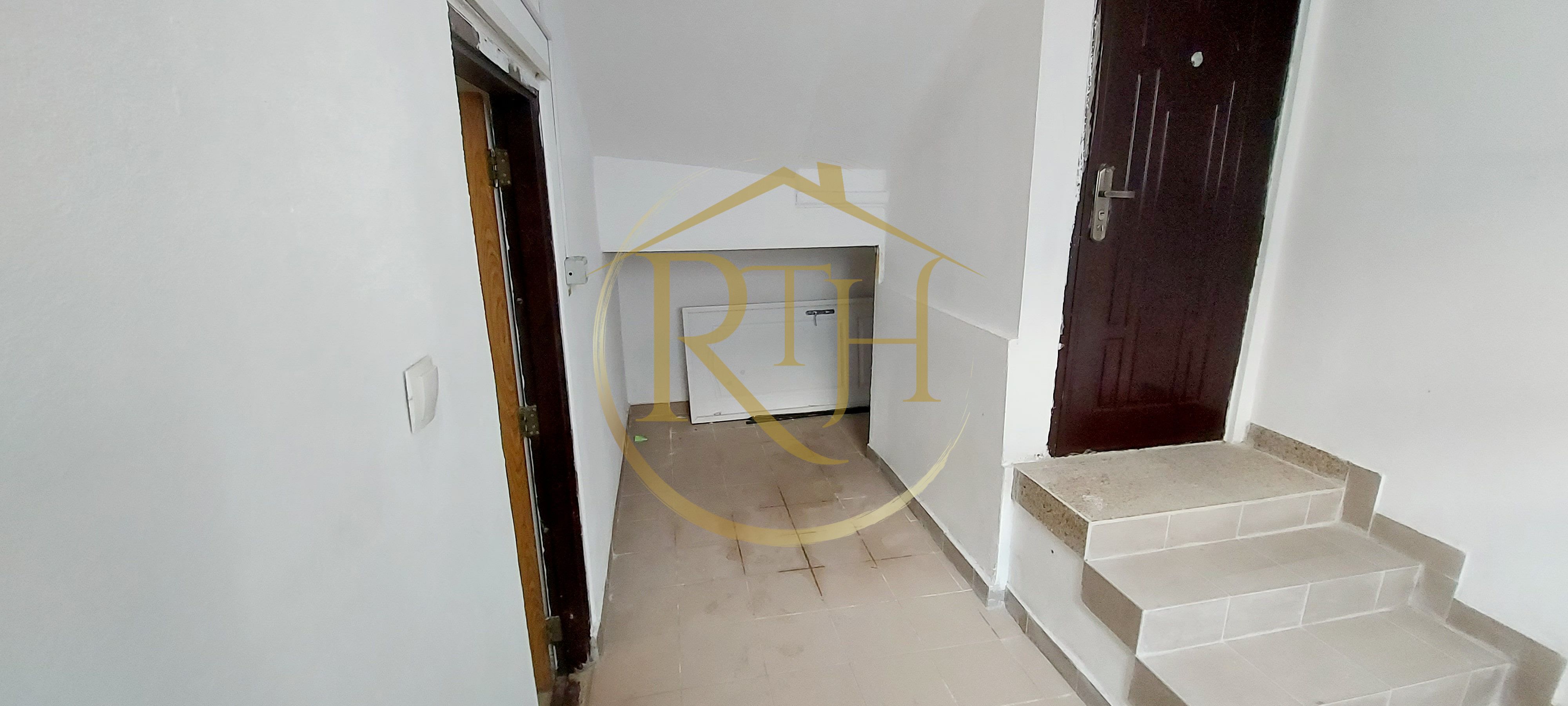 Se inchiriaza spatiu comercial situat in apropiere de Piata 700 si Piata Unirii — fotografia 7