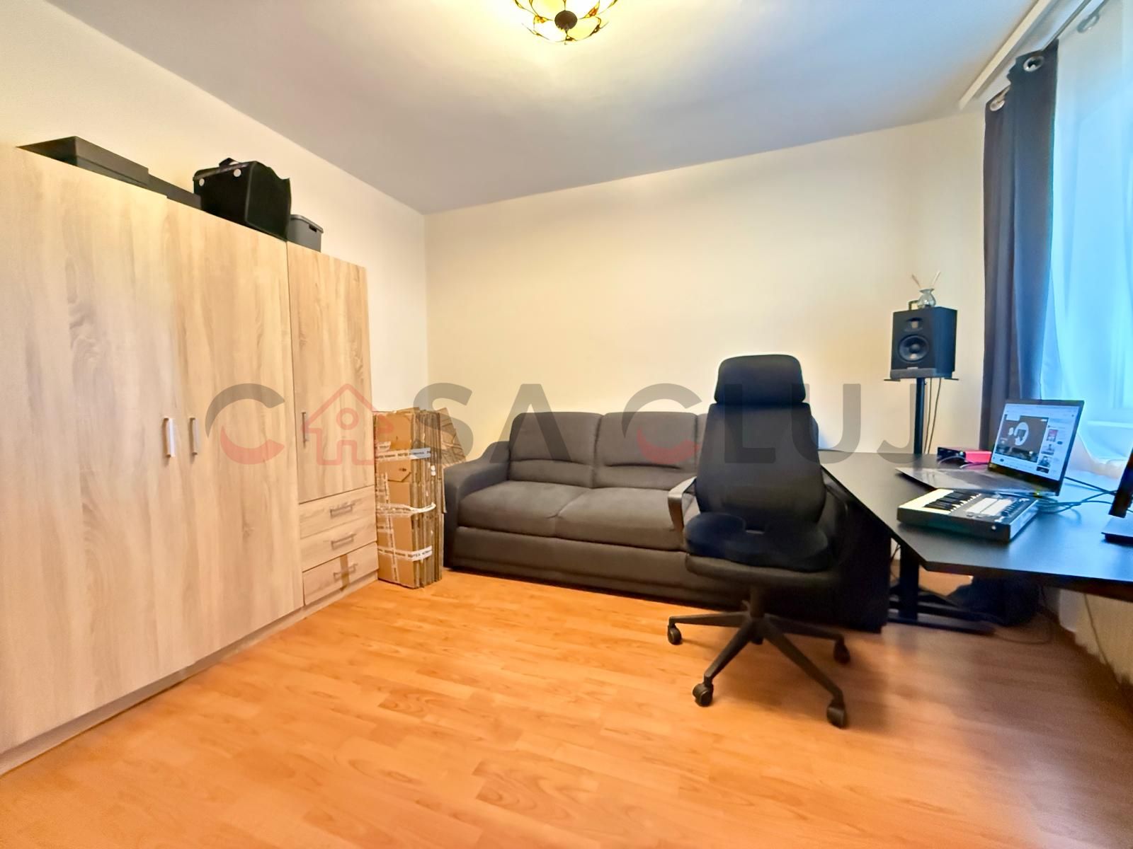 2 camere decomandate, lângă Baza Sportivă La Terenuri — fotografia 4