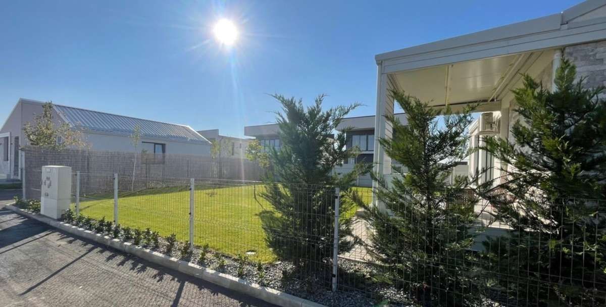 Casa 4 camere | Corbeanca-Ostratu | Teren 500mp | Cartier privat
