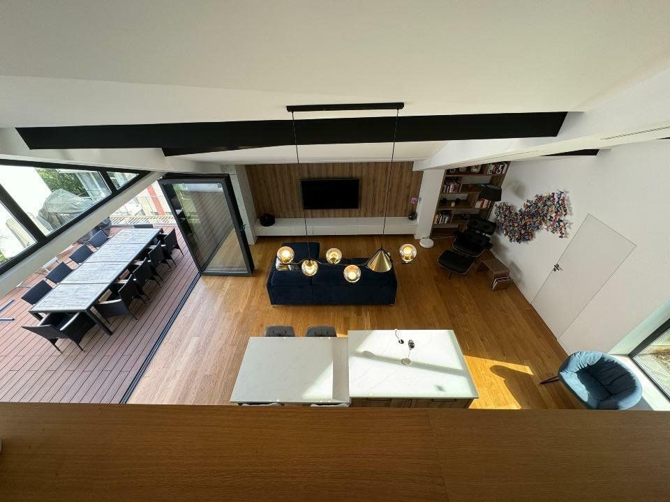 Superb duplex cu 4 camere şi terase mari — fotografia 3