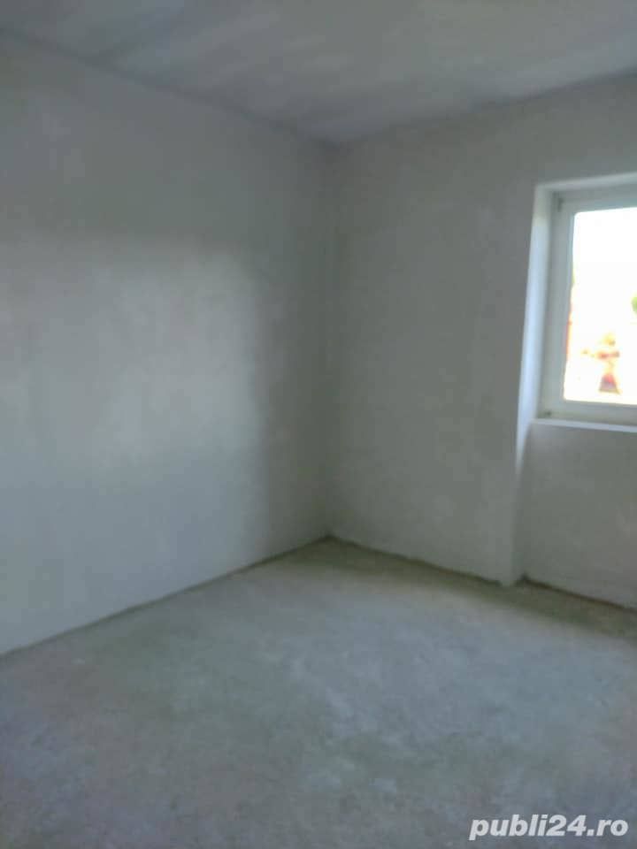 Casa 80 mp cu doua camere de vanzare in Pelisor — fotografia 3