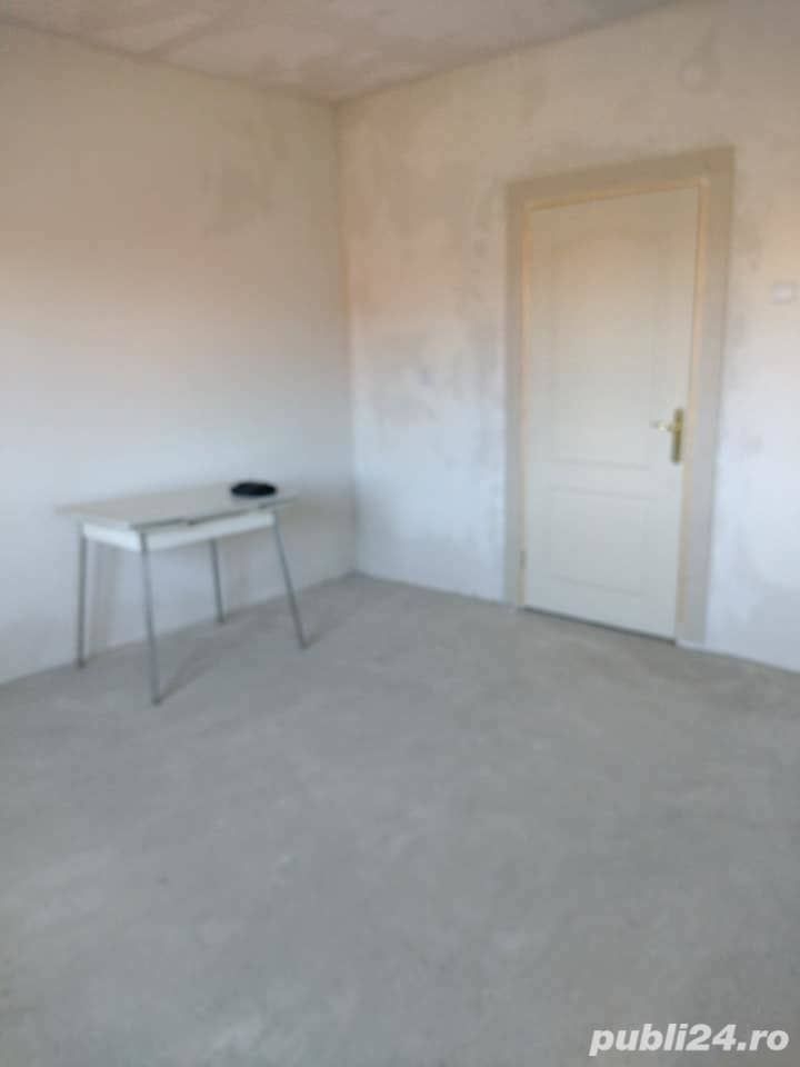 Casa 80 mp cu doua camere de vanzare in Pelisor — fotografia 4