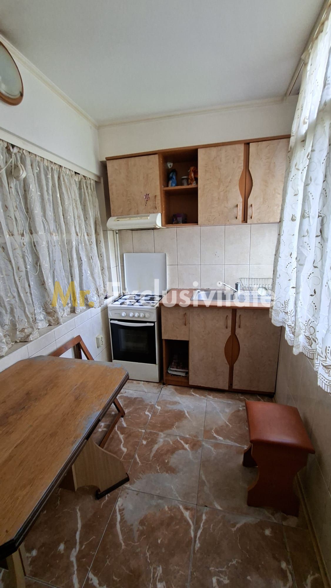 Inchiriere apartament 2 camere Trivale complex 1 langa piata — fotografia 6