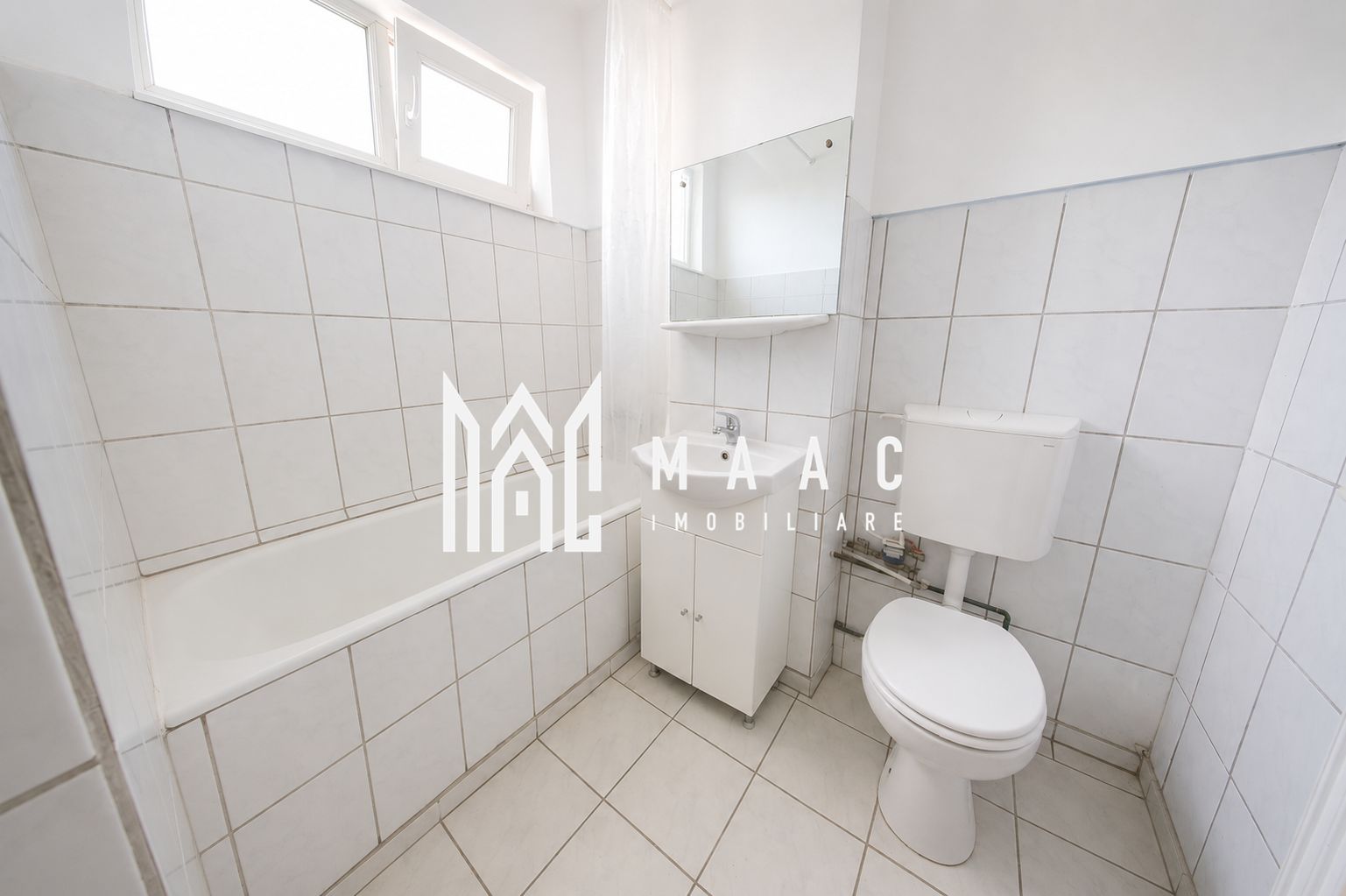 Apartament 2 camere de vânzare| Balcon | Sibiu Oștirii | Etaj Intermediar | Lift — fotografia 3