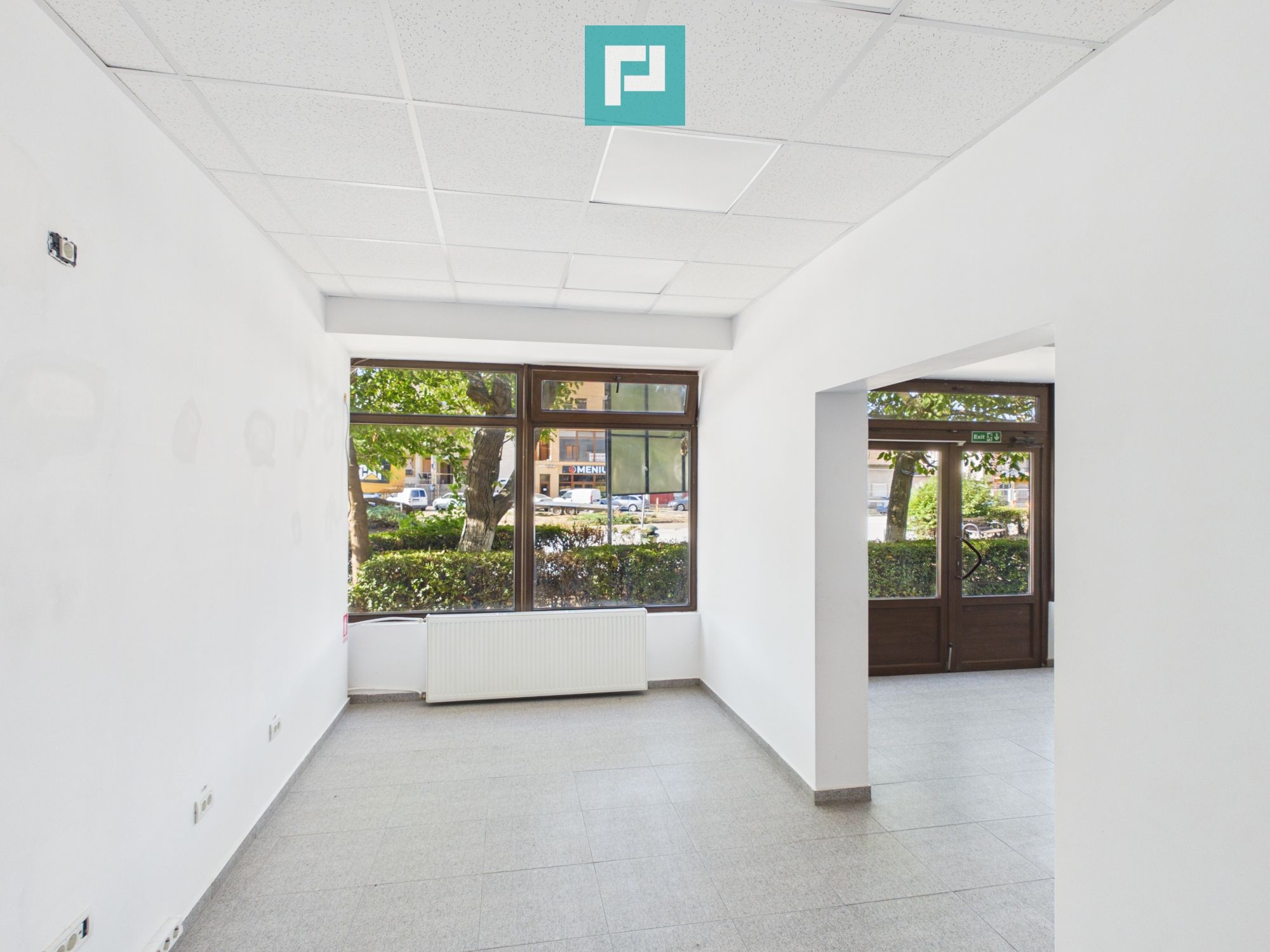 Spațiu comercial 102 mp, vitrină 10 m – Ioșia — fotografia 3