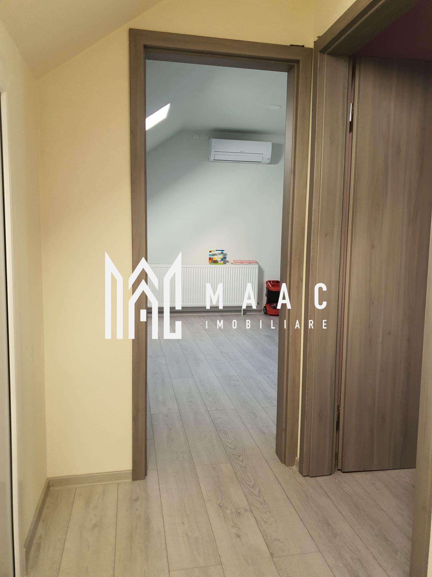 Apartament 4 camere de vânzare | Șura Mare | 110 mp, parcare — fotografia 17