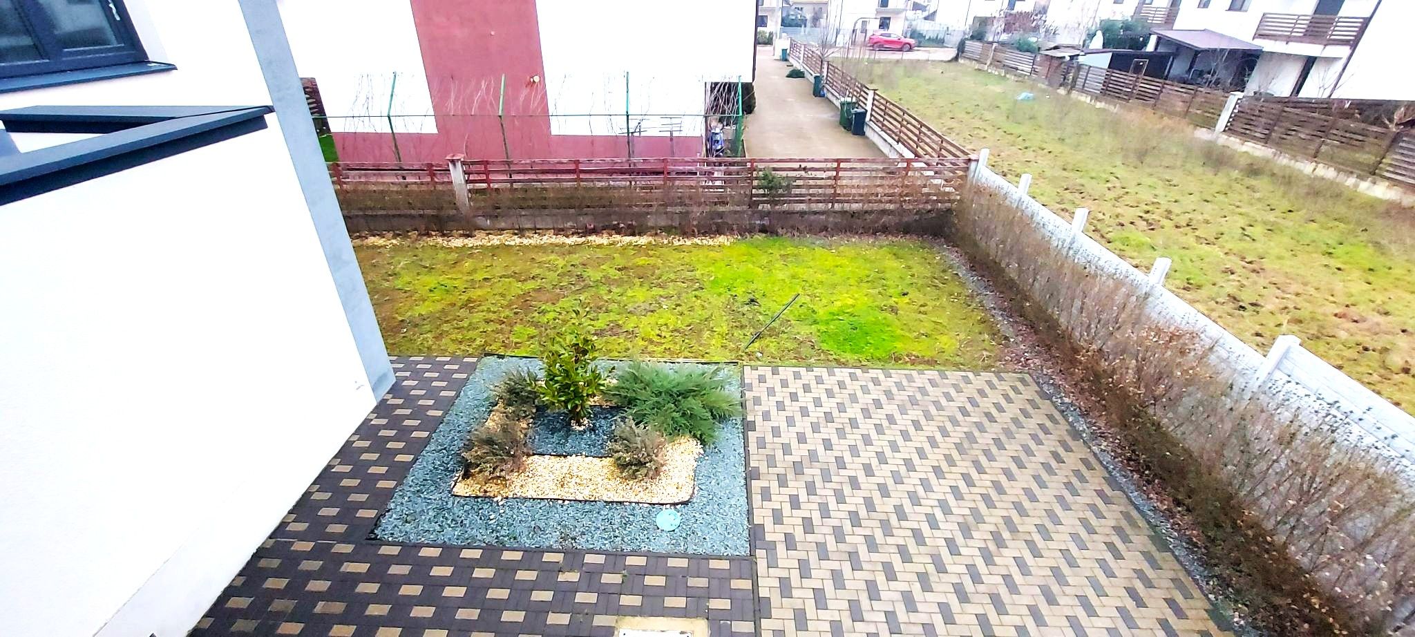 Casa de vanzare cu 5 camere Bragadiru | Complex modern | Curte 260 mp — fotografia 3