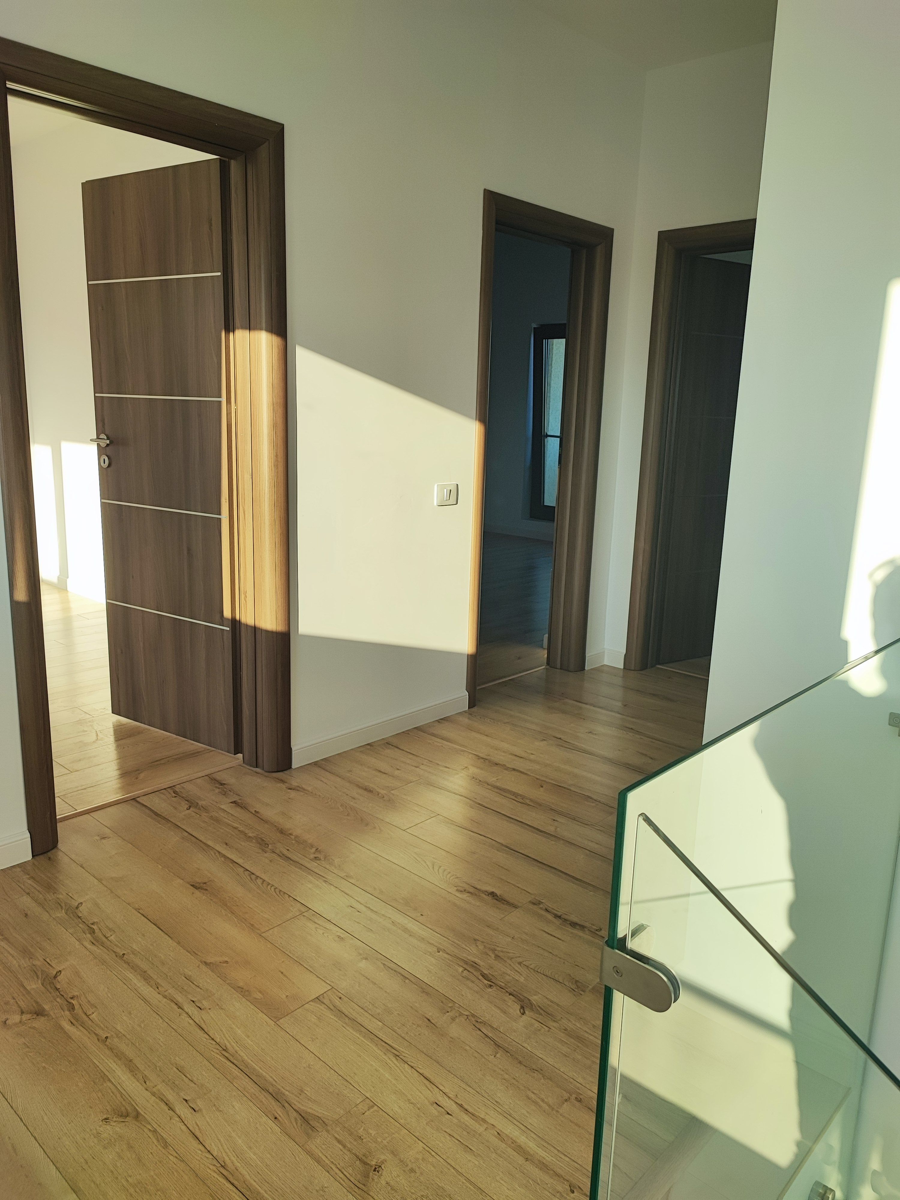 Vilă de Lux P+1 în Tunari –5 Camere, Finisaje Premium — fotografia 19