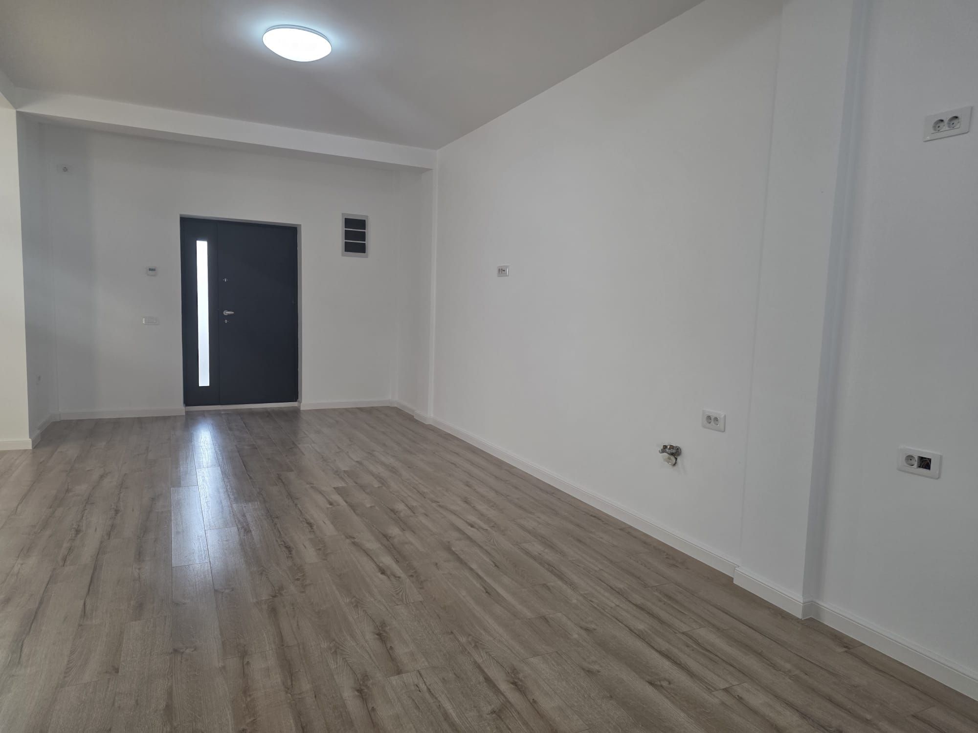 Vilă de Lux P+1 în Tunari –5 Camere, Finisaje Premium — fotografia 7