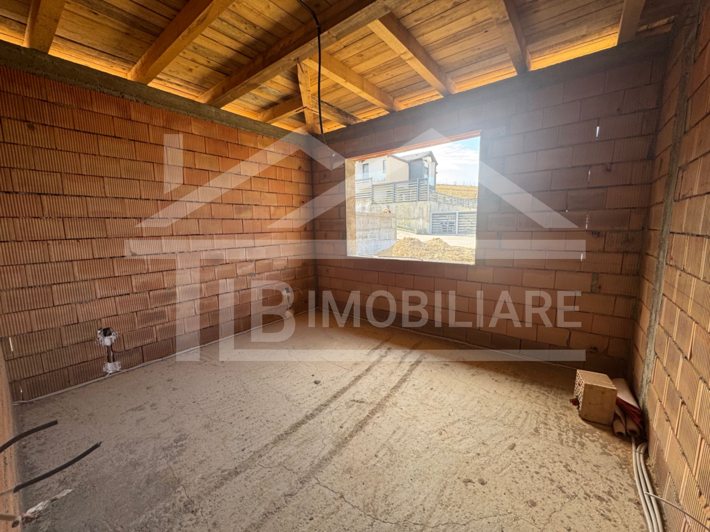 Casa cu 4 camere, 122 mp utili, Zona Livezeni — fotografia 11