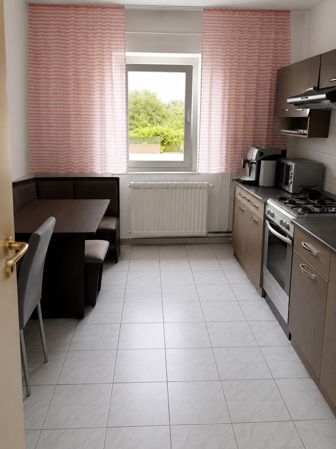 Apartament 4 cam, 79 mp, etaj 1, 2 băi, 2 balcoane, Lipovei — fotografia 4