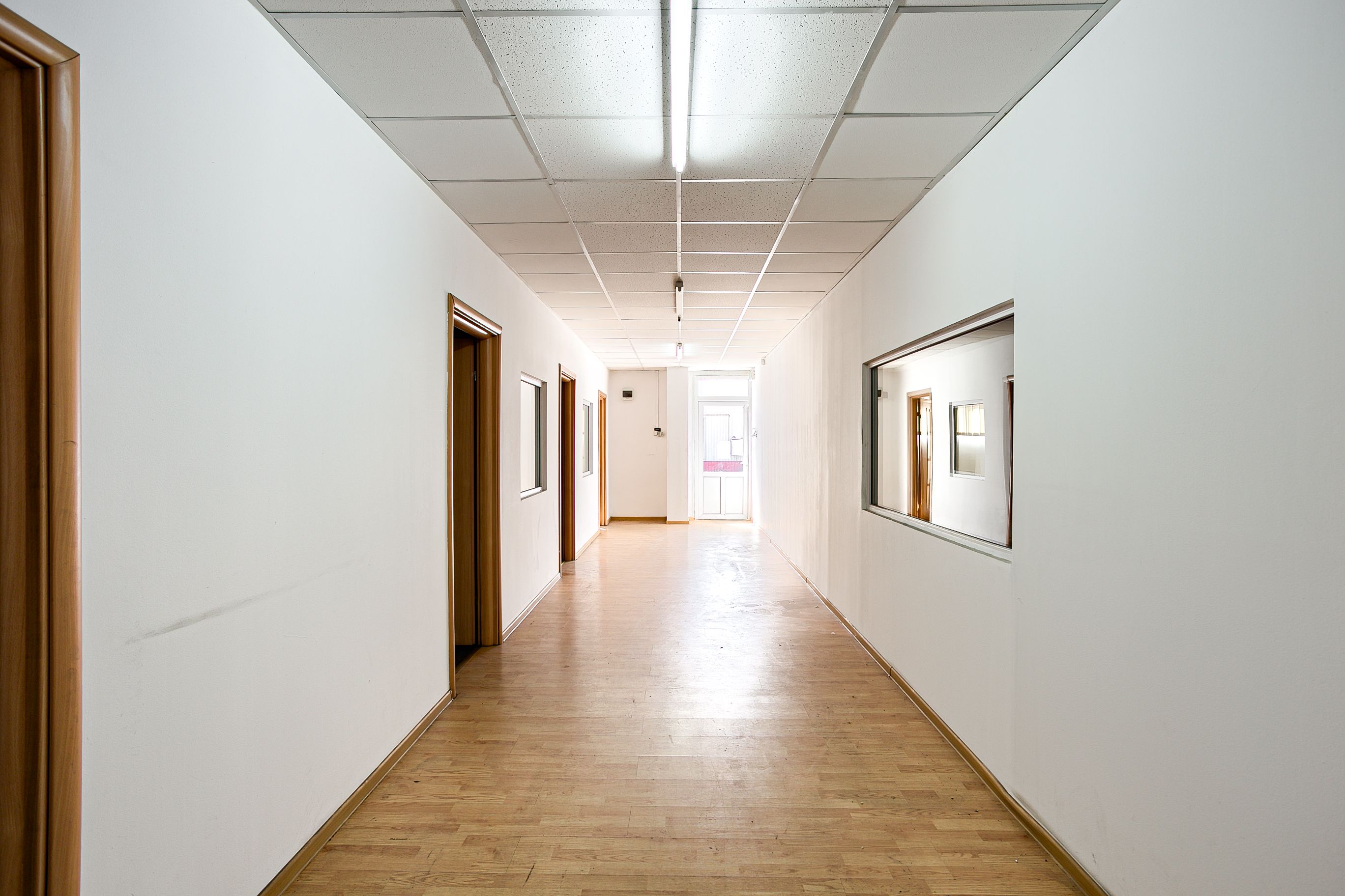 Hală Arad 883 mp — fotografia 5