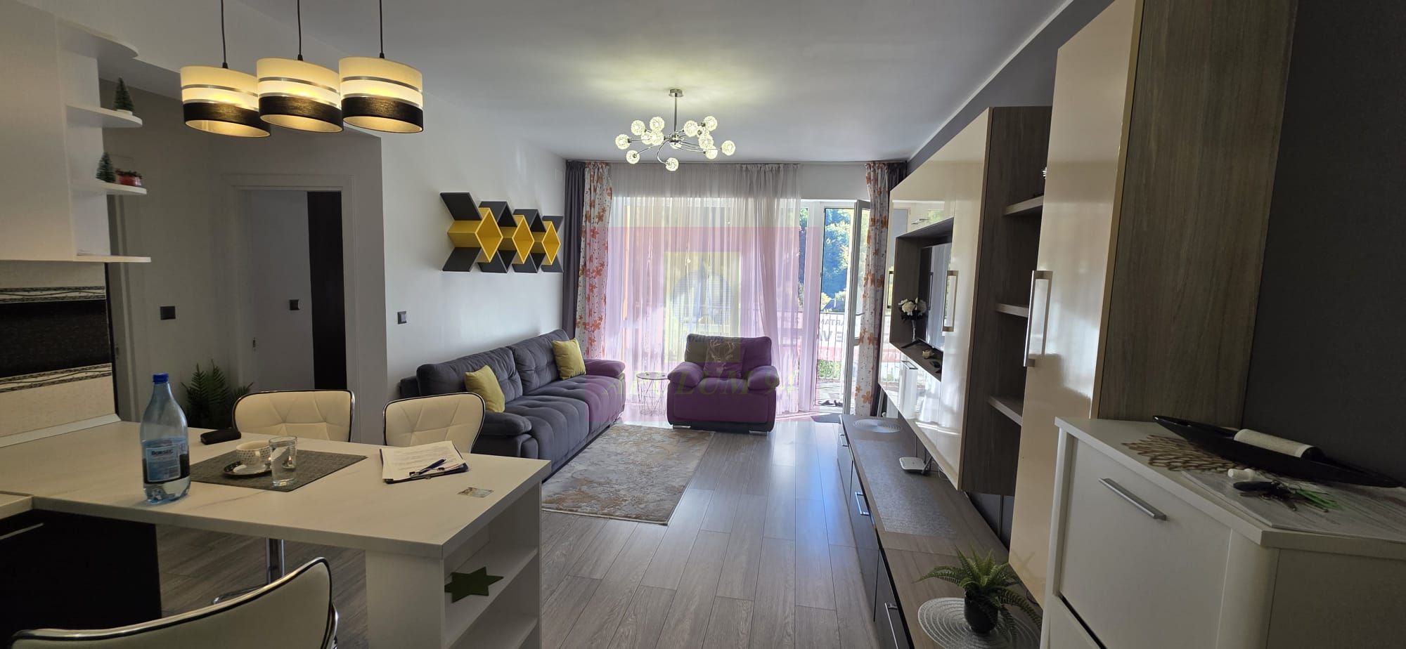 Apartament cu 2 camere, loc de parcare si vedere spre Muntii, Sinaia — fotografia 4