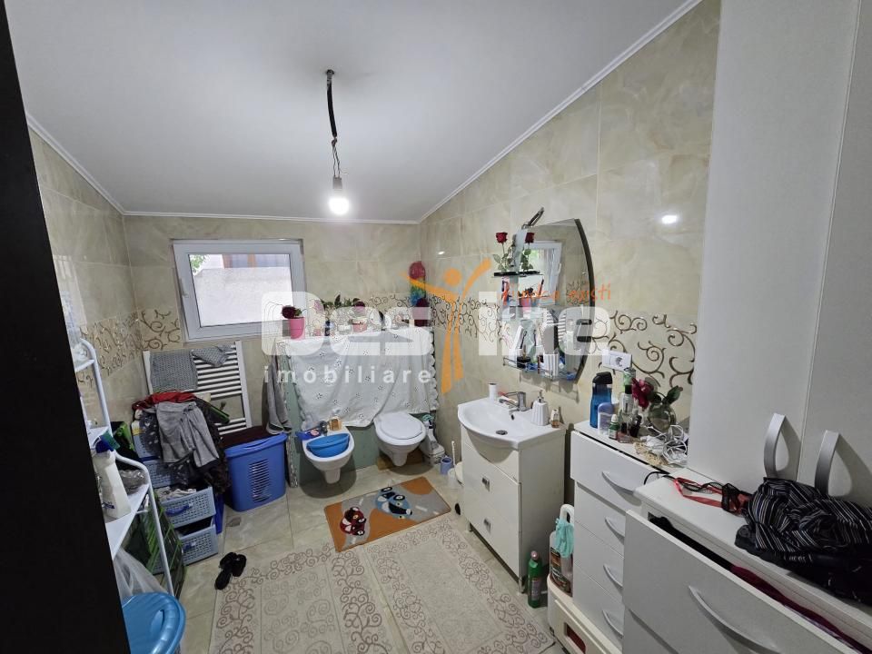 Casă Spațioasă Galata – 6 Camere, 240 mp Utili – Lângă Lidl, Mutare Imediată — fotografia 6