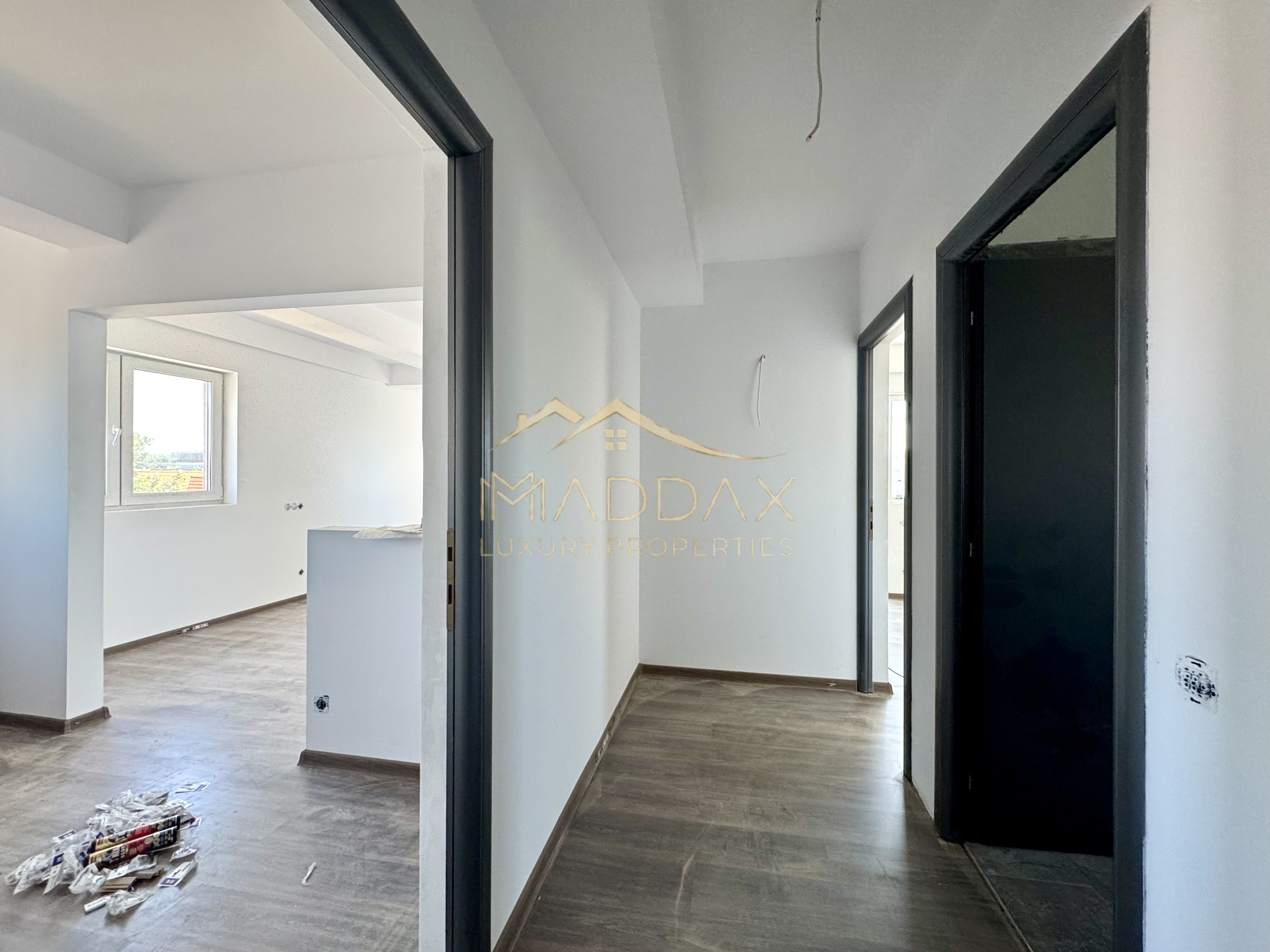 Duplex cu 4 Camere *211mp* Mobilat Complet/ 1 parking / Erou Iancu Nicolae — fotografia 21