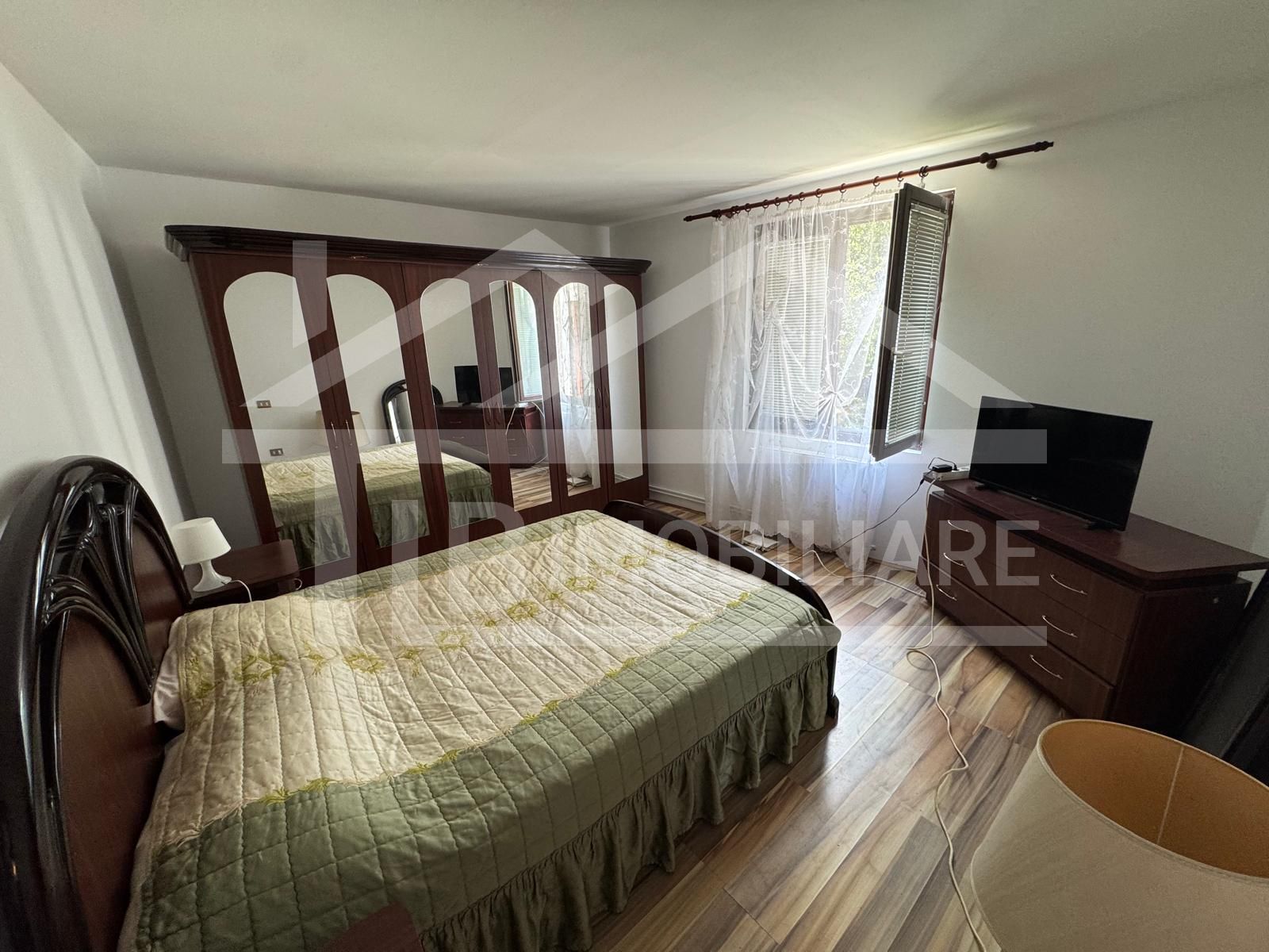 Casa cu 3 camere, 2300mp teren, zona SubPadure — fotografia 4