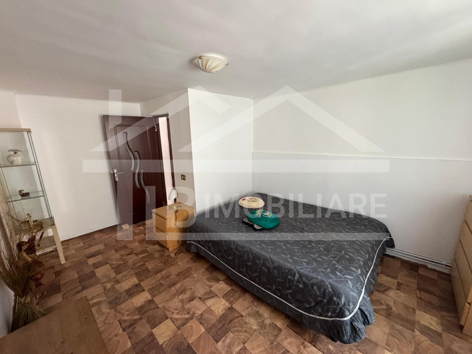 Casa cu 3 camere, 2300mp teren, zona SubPadure — fotografia 7