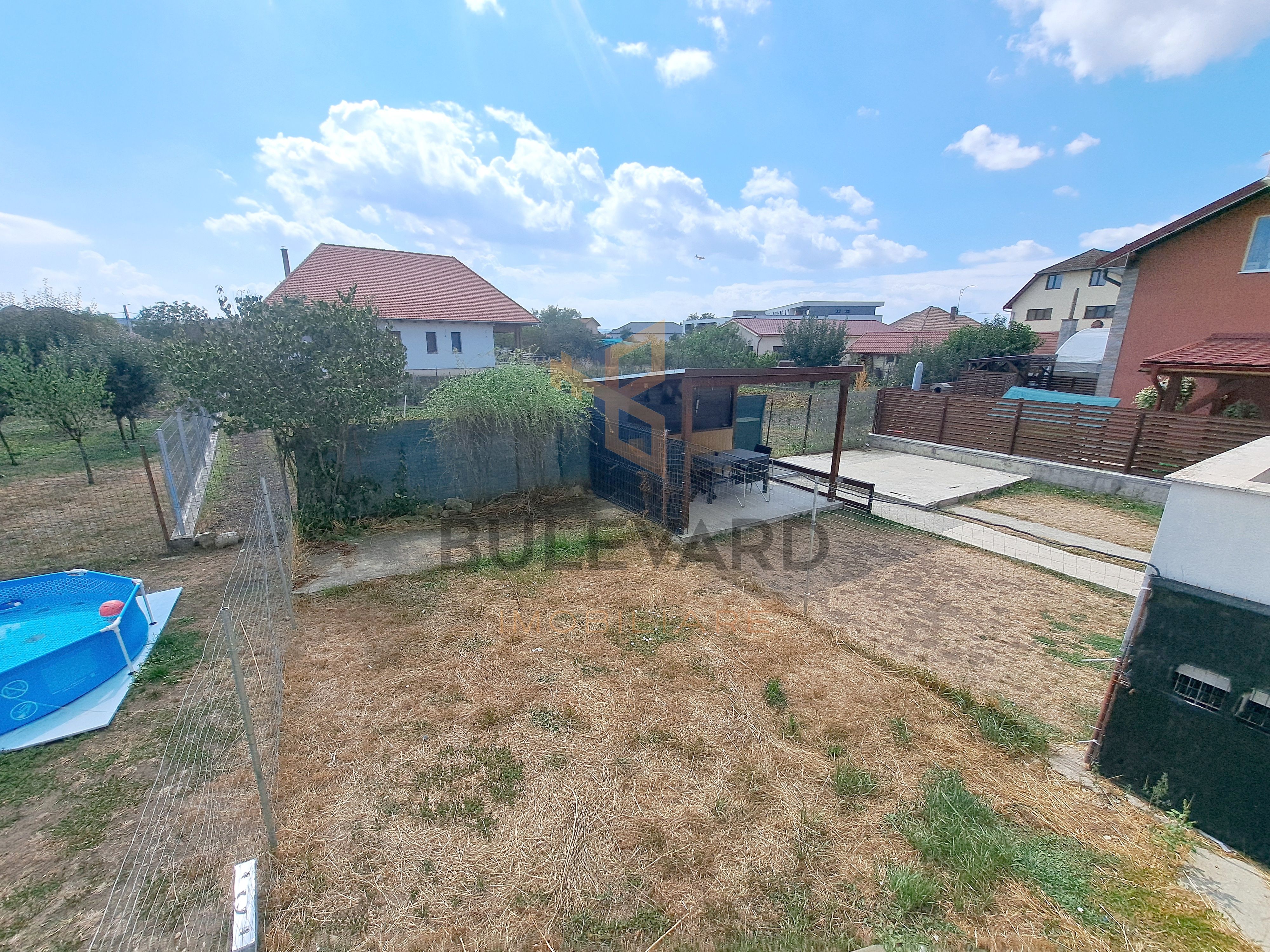 Apartament 2 camere, 2 locuri de parcare, Apahida!