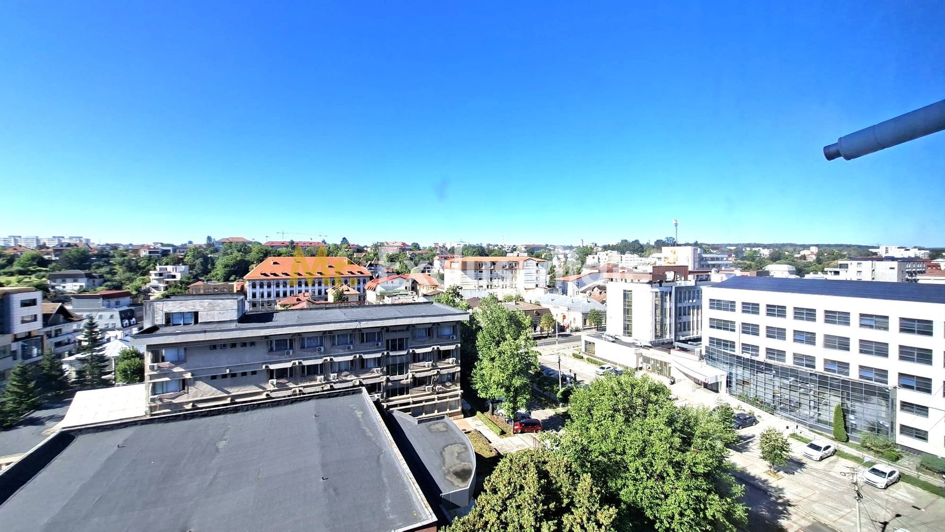 Apartament 3 camere Ultracentral-Pitesti-Bloc Mobilux etaj intermediar — fotografia 15