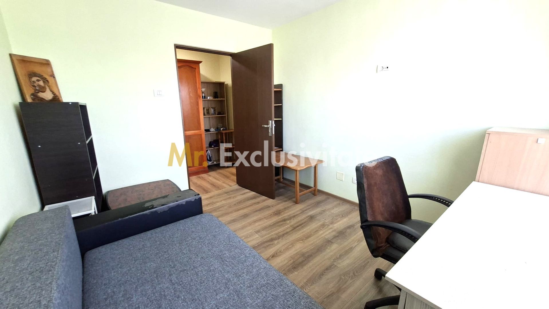 Apartament 3 camere Ultracentral-Pitesti-Bloc Mobilux etaj intermediar — fotografia 5