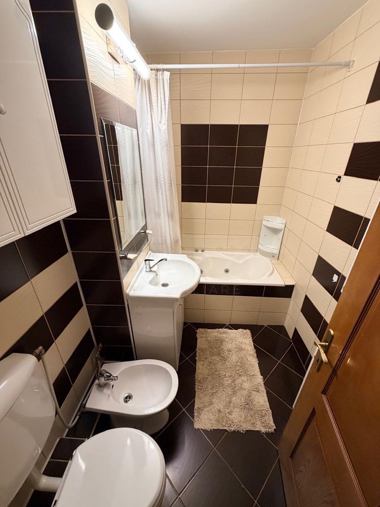 Apartament de inchiriat 3 camere, 2 bai. -situat pe strada Livezeni — fotografia 5