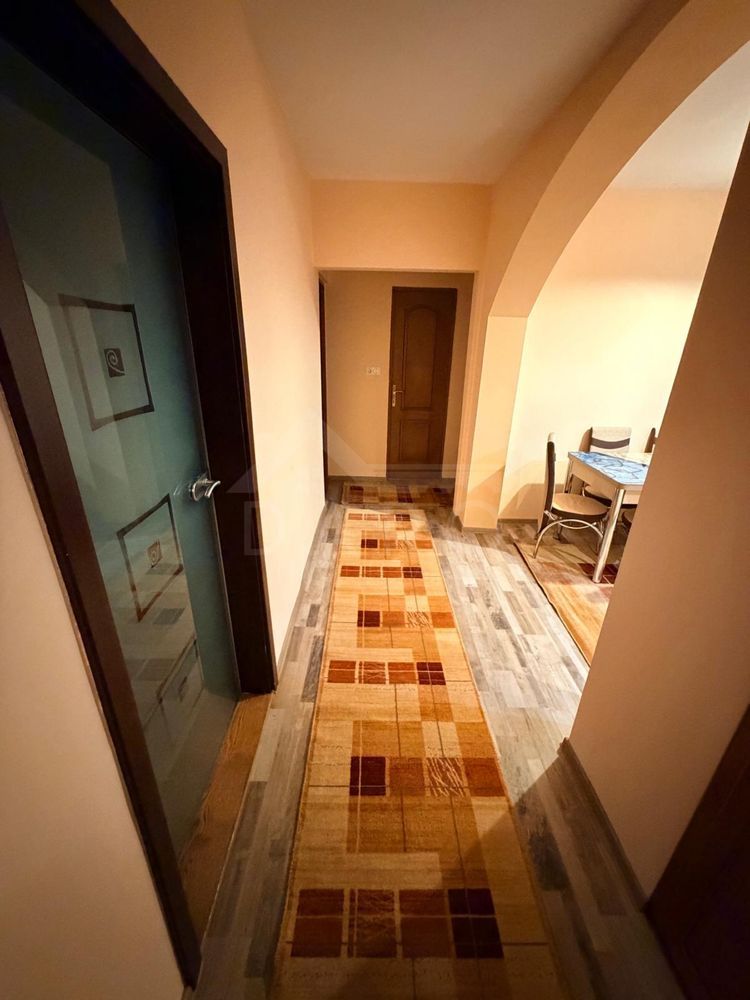 Apartament de inchiriat 3 camere, 2 bai. -situat pe strada Livezeni — fotografia 7
