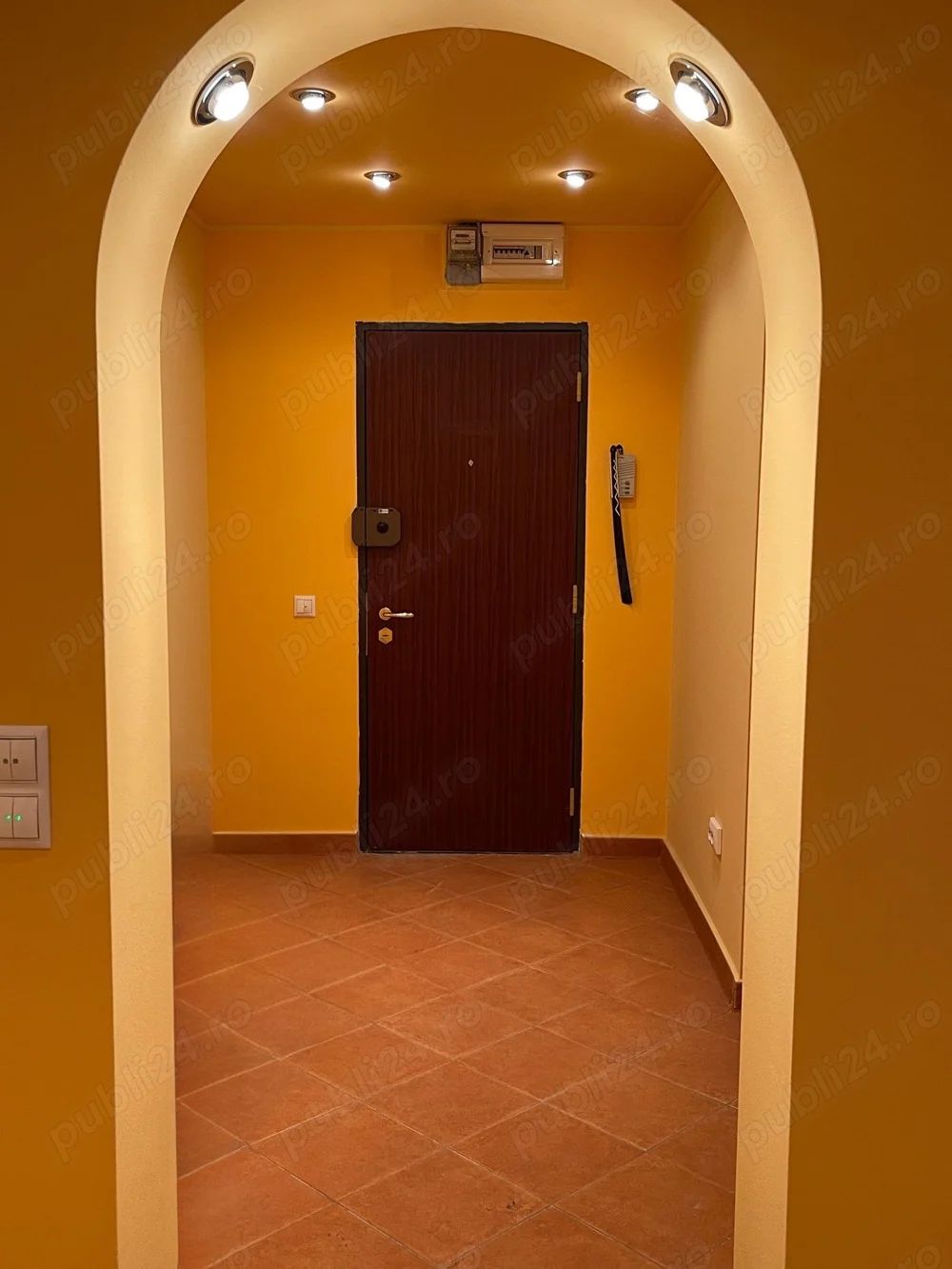 Apartament 3 camere zona Trapezului - 1 Decembrie 1918 — fotografia 3