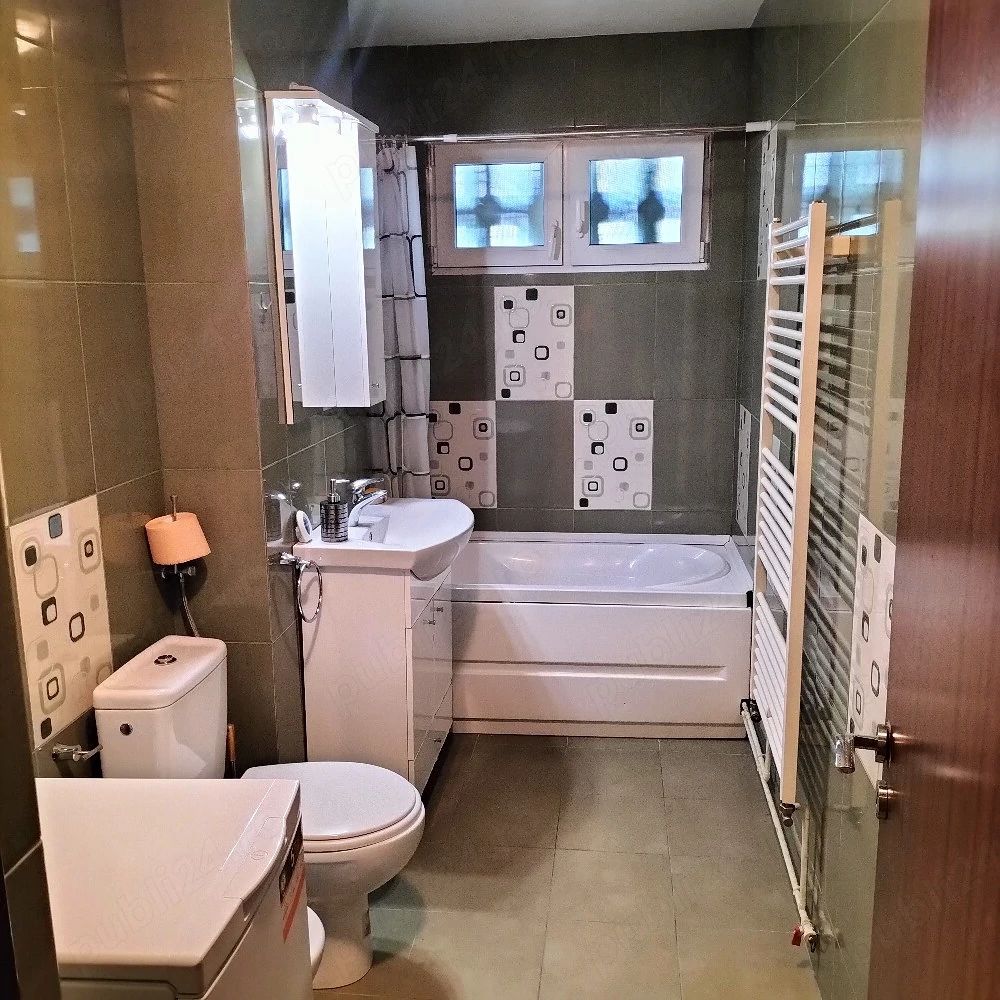 Apartament cu 3 camere de închiriat – Circumvalațiunii — fotografia 4
