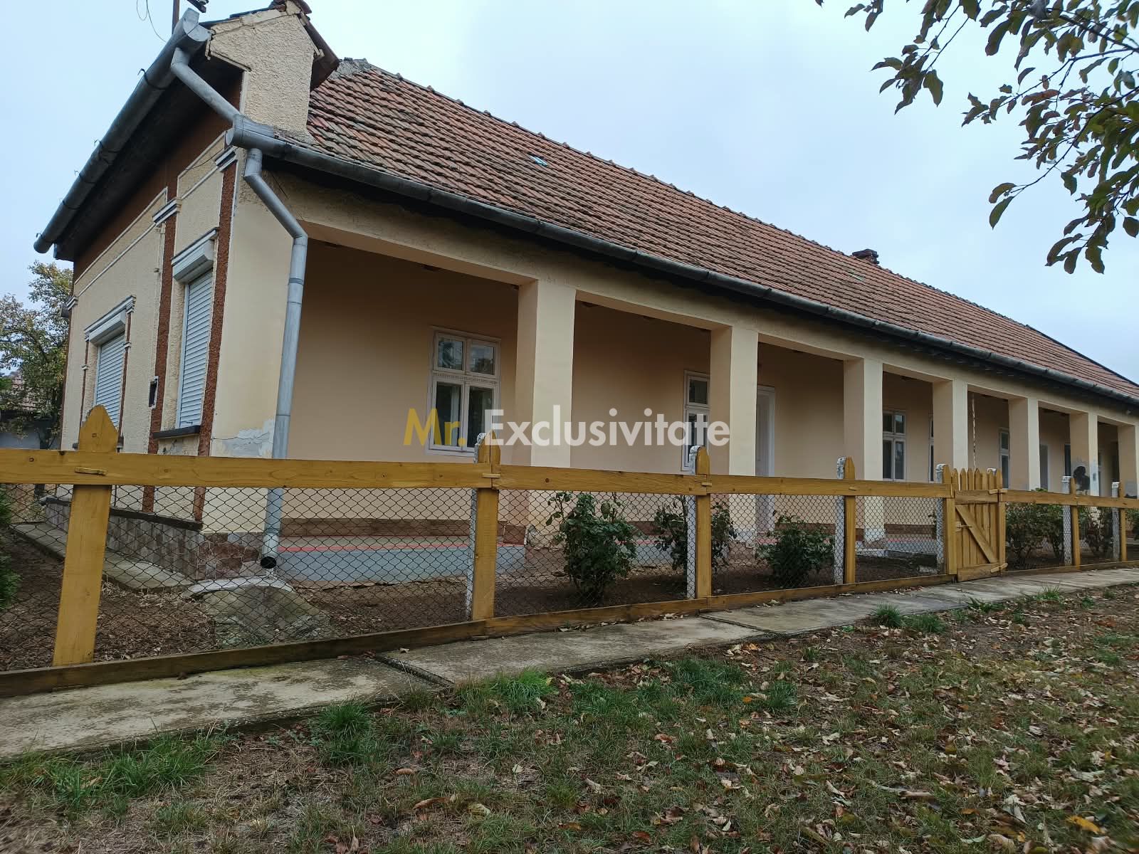 Casă tradițională cu teren de 4.400 mp în Vașad — fotografia 4