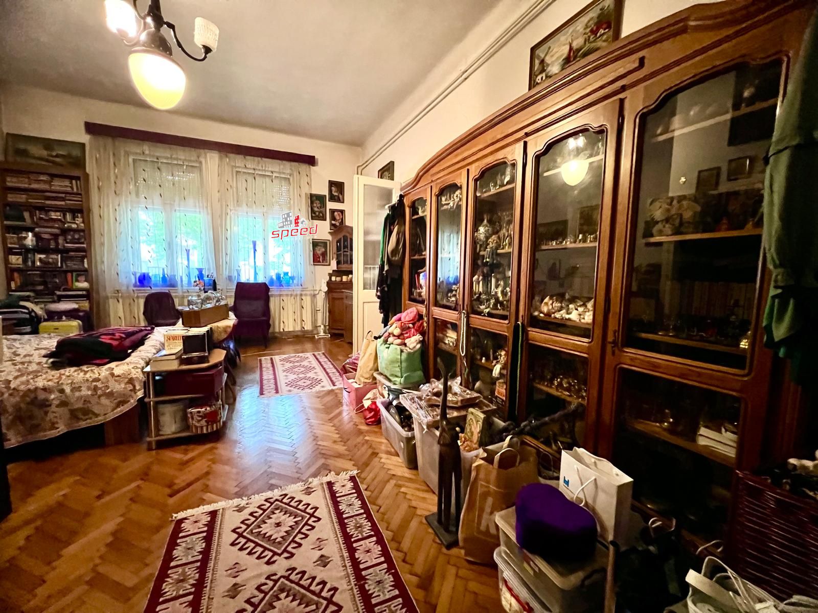 De vânzare casă singur în curte în Tg Mureș - Central — fotografia 4