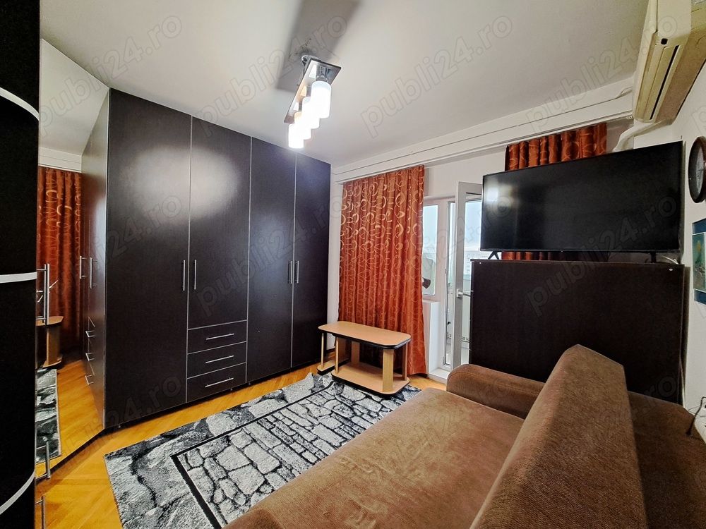 Vand Apartament spatios cu 4 camere de vanzare pe Bdul Decebal — fotografia 6